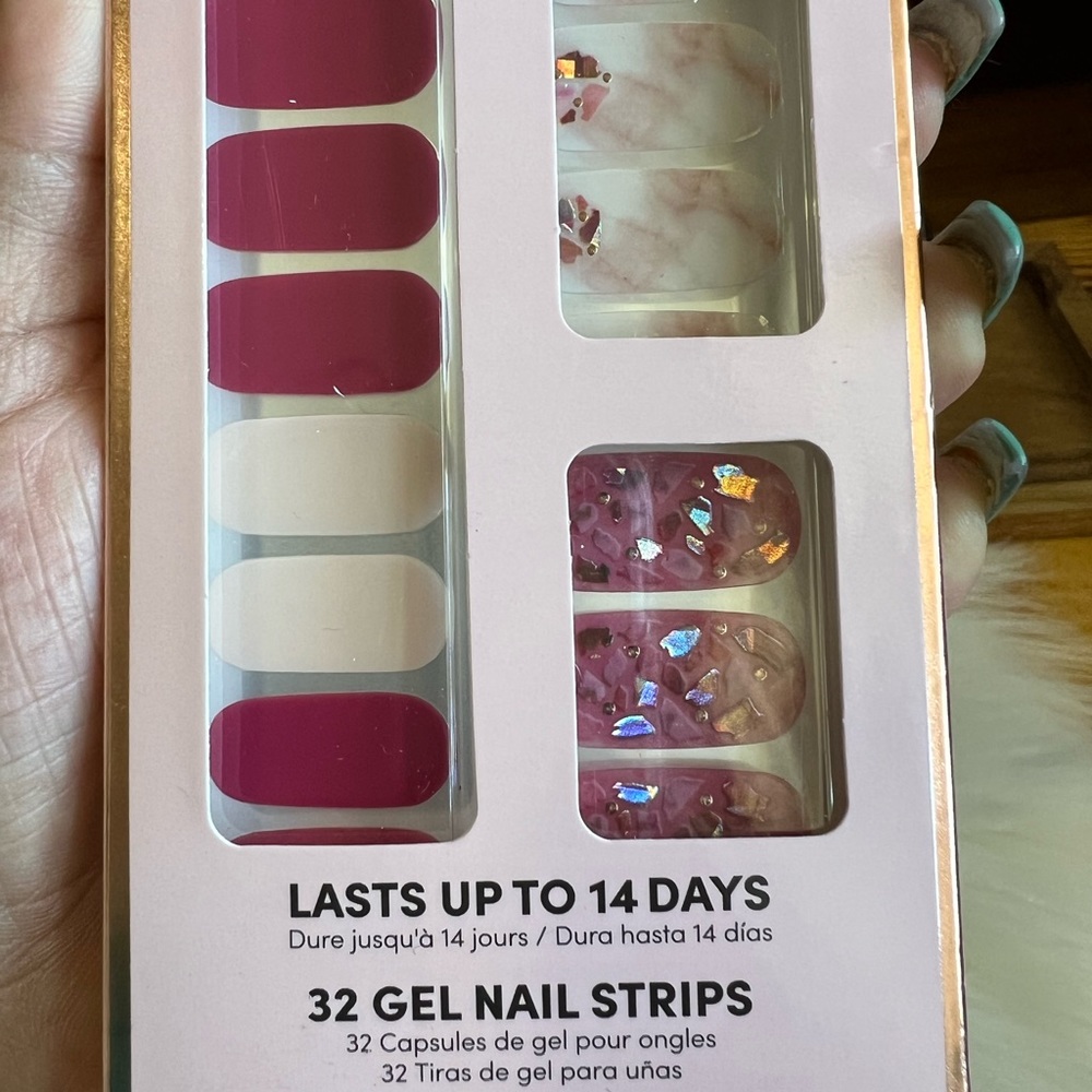 Dashing Diva Gloss Ultra Shine Gel Palette - Picture 4 of 5